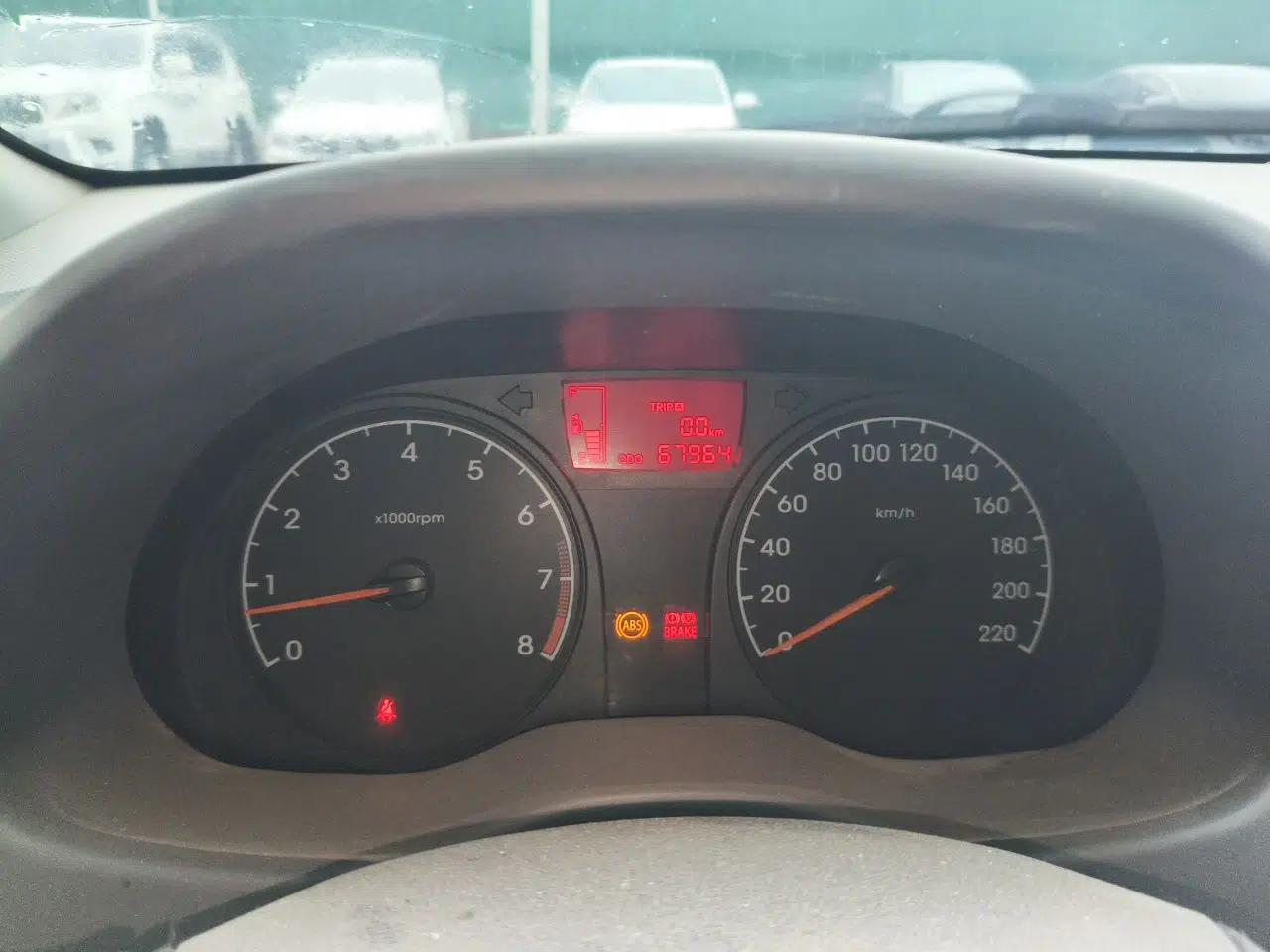 Hyundai Verna (older generation) 2014 1.4L Manual Smart GLS Trim — миниатюра 13