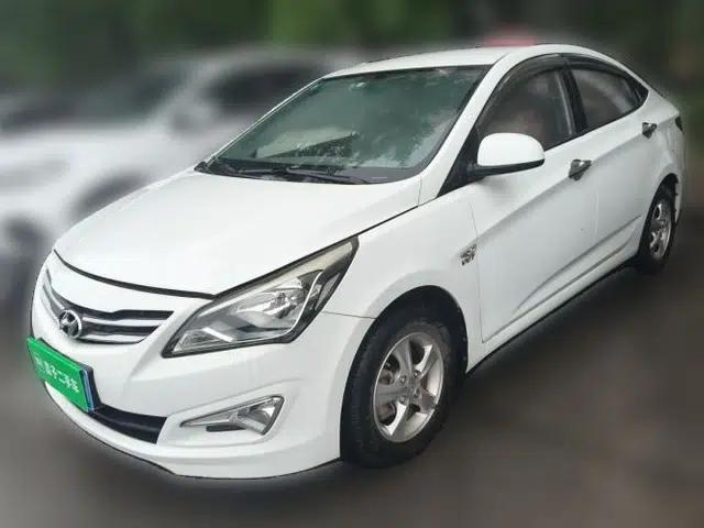 Hyundai Verna (older generation) 2014 1.4L Manual Smart GLS Trim