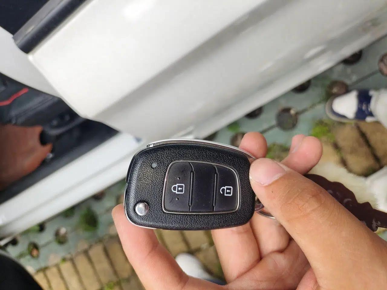Hyundai Verna (older generation) 2017 1.4L Automatic YueXiang Edition China V-standard — миниатюра 9