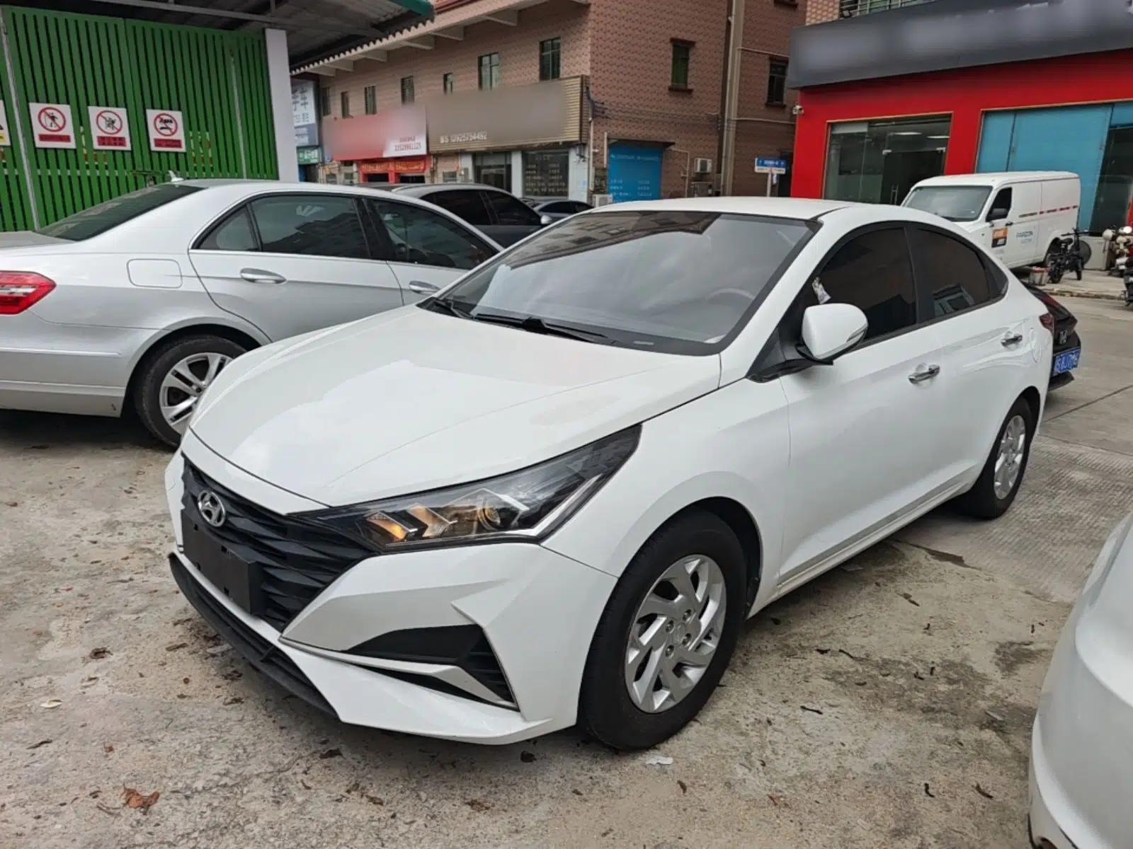 Hyundai Verna (new generation) 2020 1.4L CVT GLS Cool Edition — миниатюра 1