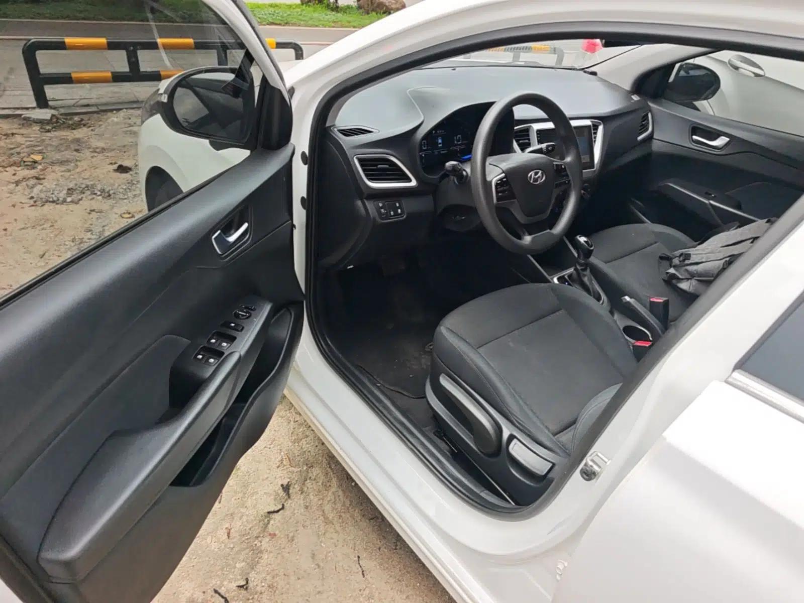 Hyundai Verna (new generation) 2020 1.4L CVT GLS Cool Edition — миниатюра 19