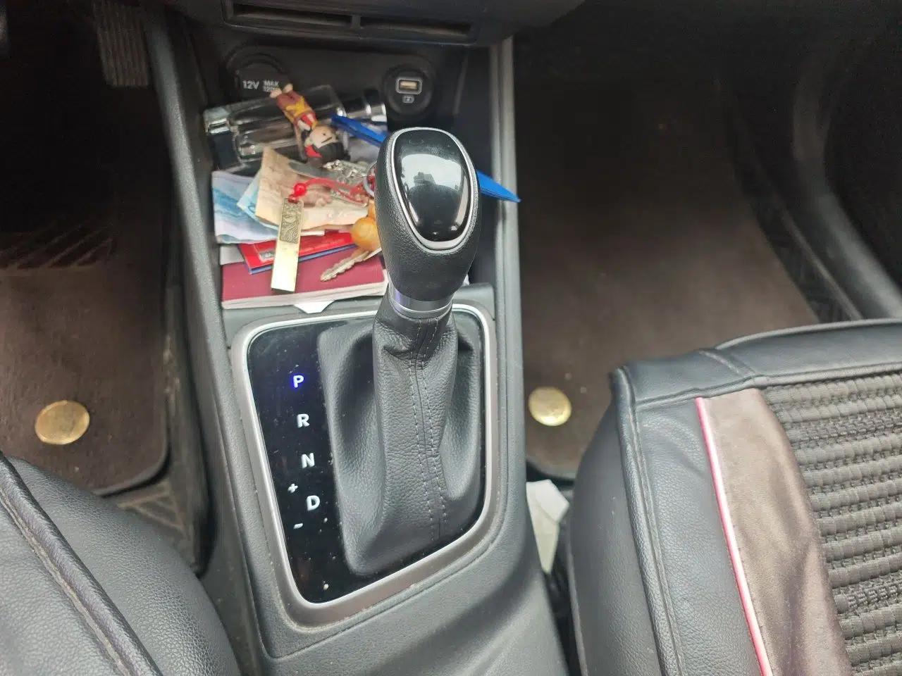 Hyundai Verna (new generation) 2020 1.4L CVT GLS Cool Edition — миниатюра 15