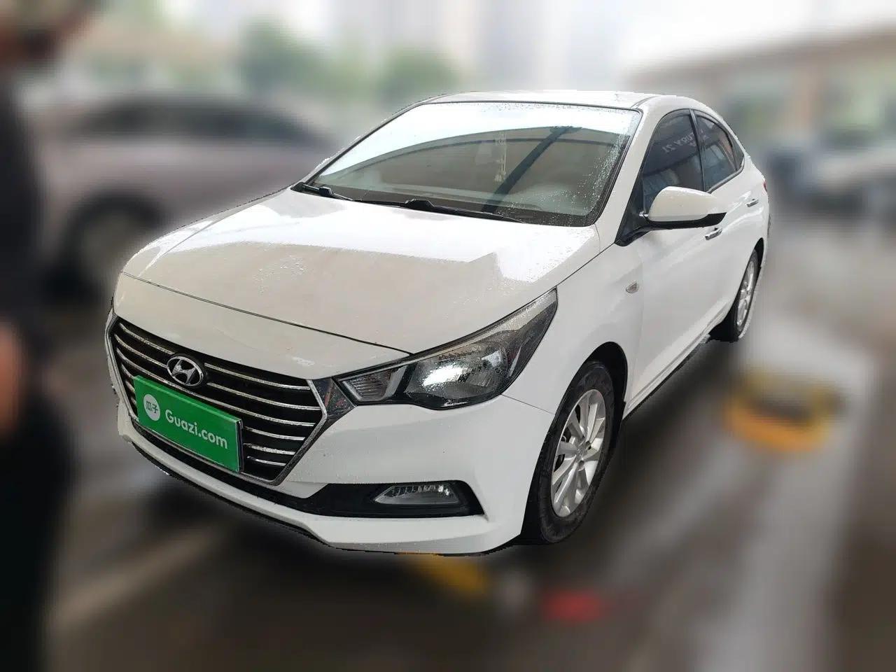Hyundai Verna (new generation) 2016 1.4L Manual Cool Edition GLS — миниатюра 1