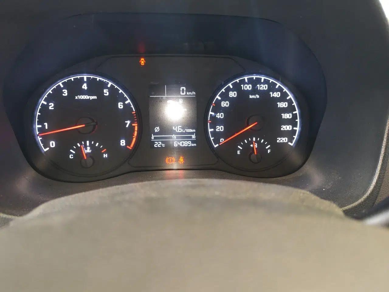 Hyundai Verna (new generation) 2016 1.4L Manual Cool Edition GLS — миниатюра 13