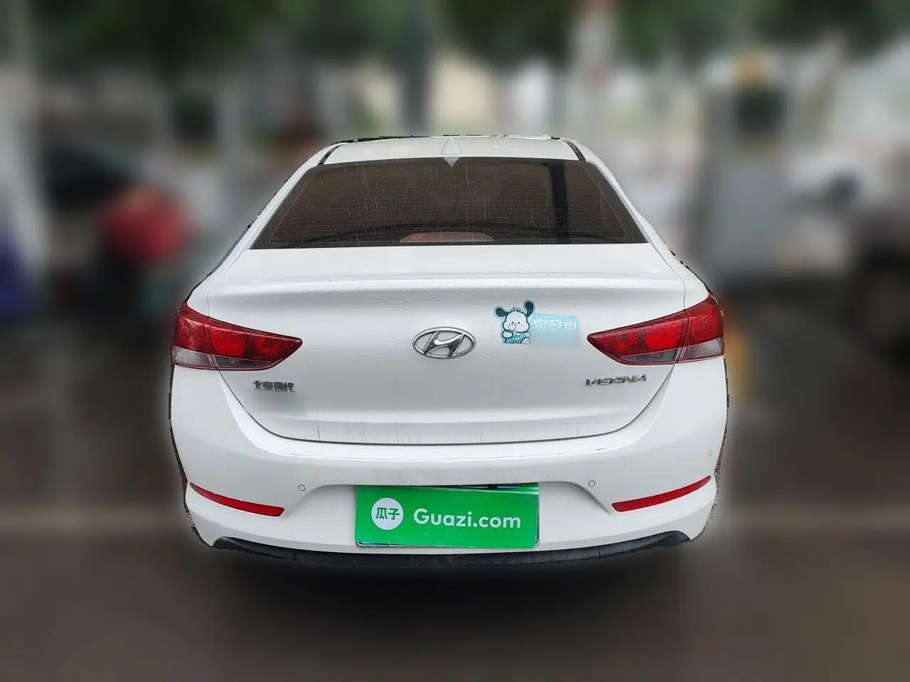 Hyundai Verna (new generation) 2016 1.4L Manual Cool Edition GLS — миниатюра 5