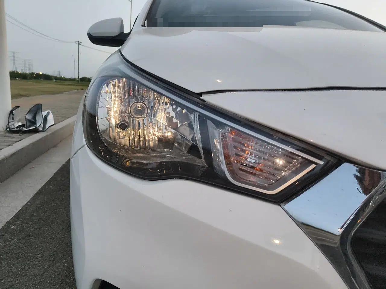 Hyundai Verna (new generation) 2016 1.4L Manual Cool Edition GLS — миниатюра 7