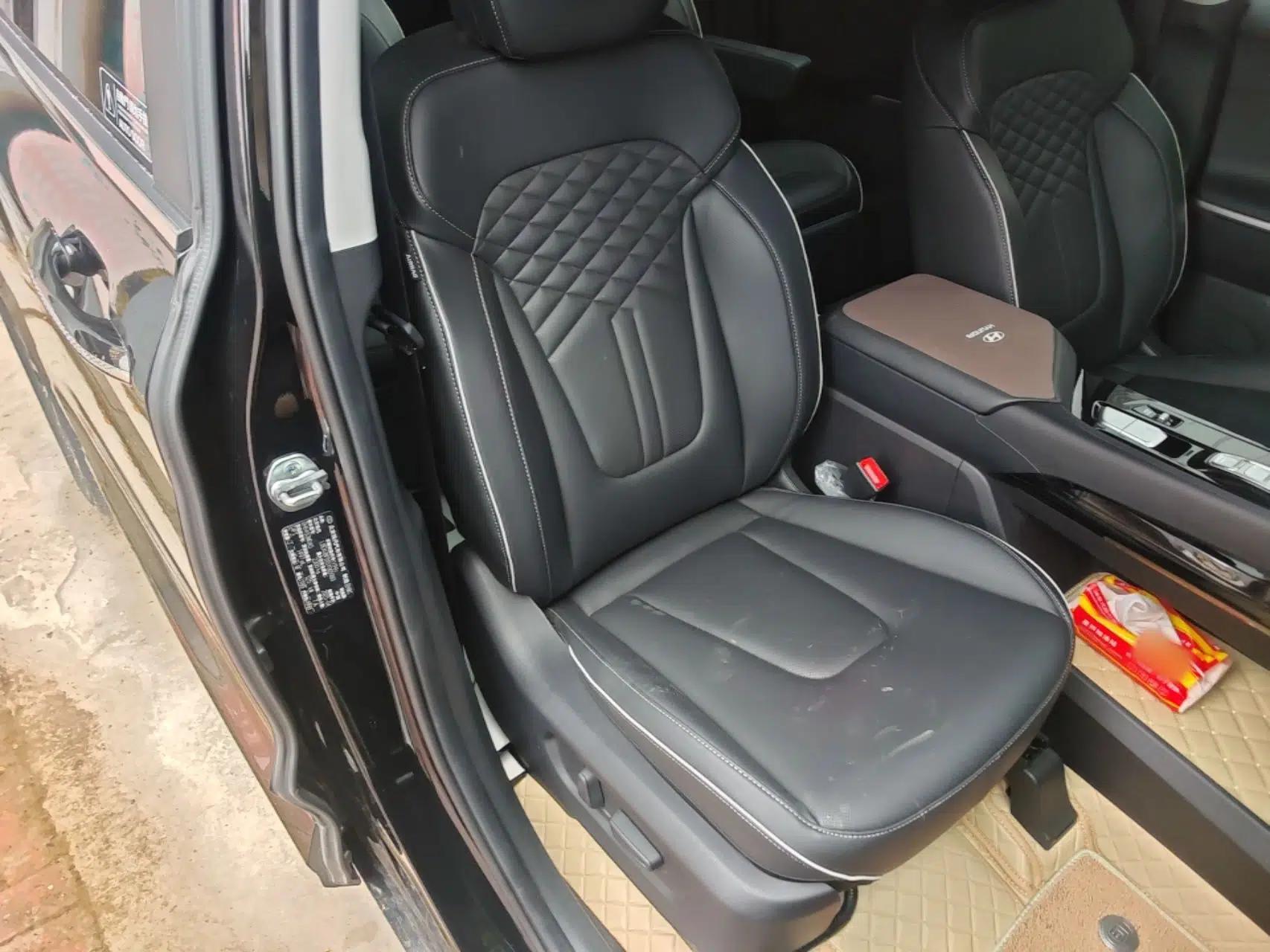 Hyundai Custo 2024 270TGDi TOP Smart Luxury Flagship Edition — миниатюра 23