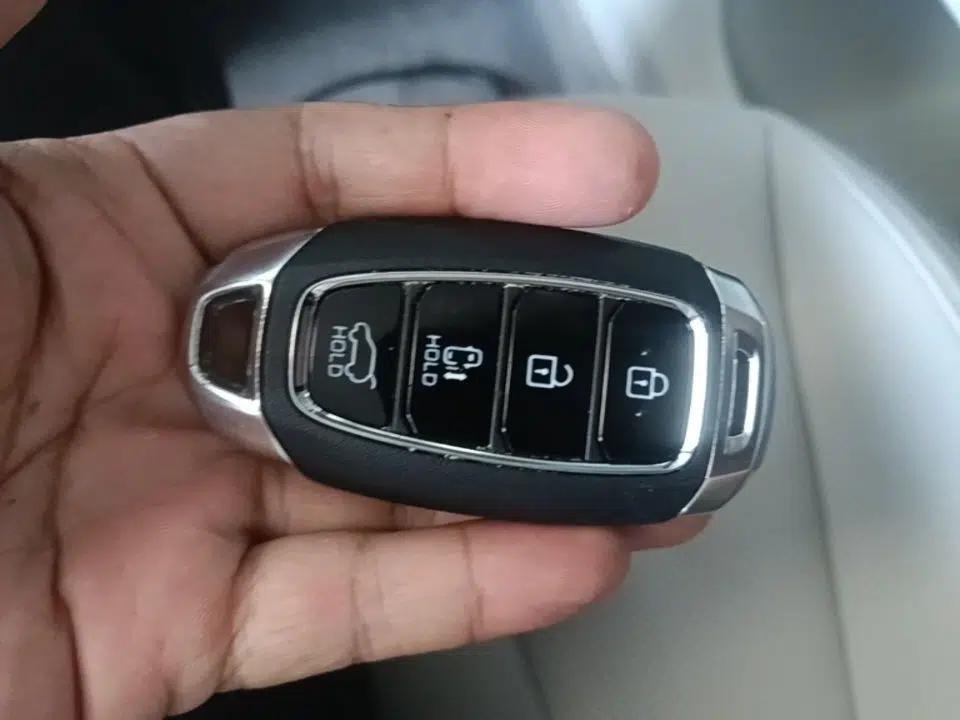 Hyundai Custo 2022 270TGDi Smart Luxury Flagship Edition TOP — миниатюра 12