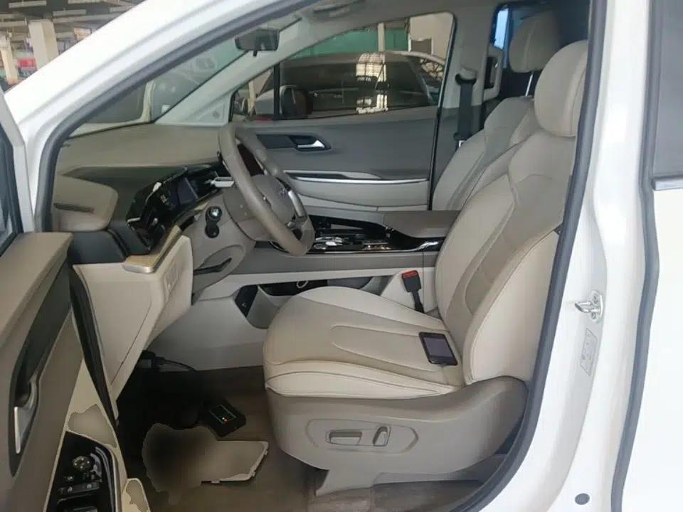 Hyundai Custo 2022 270TGDi Smart Luxury Flagship Edition TOP — миниатюра 18