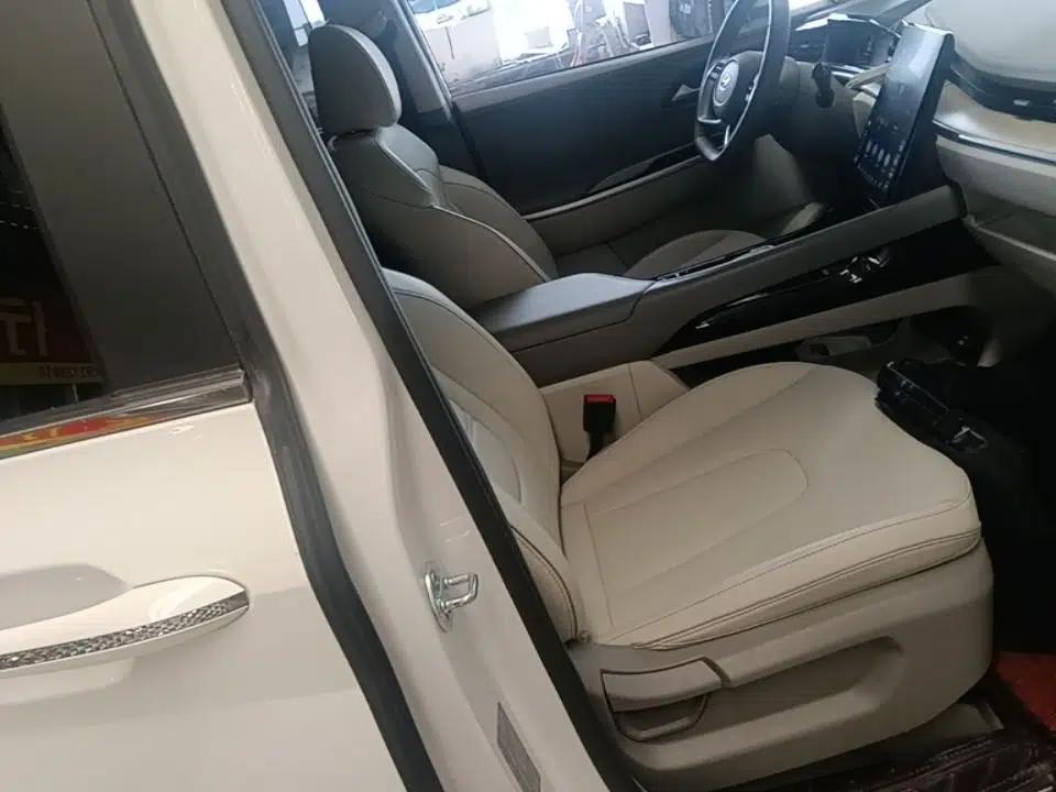 Hyundai Custo 2022 270TGDi Smart Luxury Flagship Edition TOP — миниатюра 23