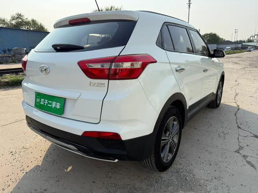 Hyundai ix25 2015 1.6L Automatic Two-Wheel Drive Smart GLS Trim — миниатюра 5