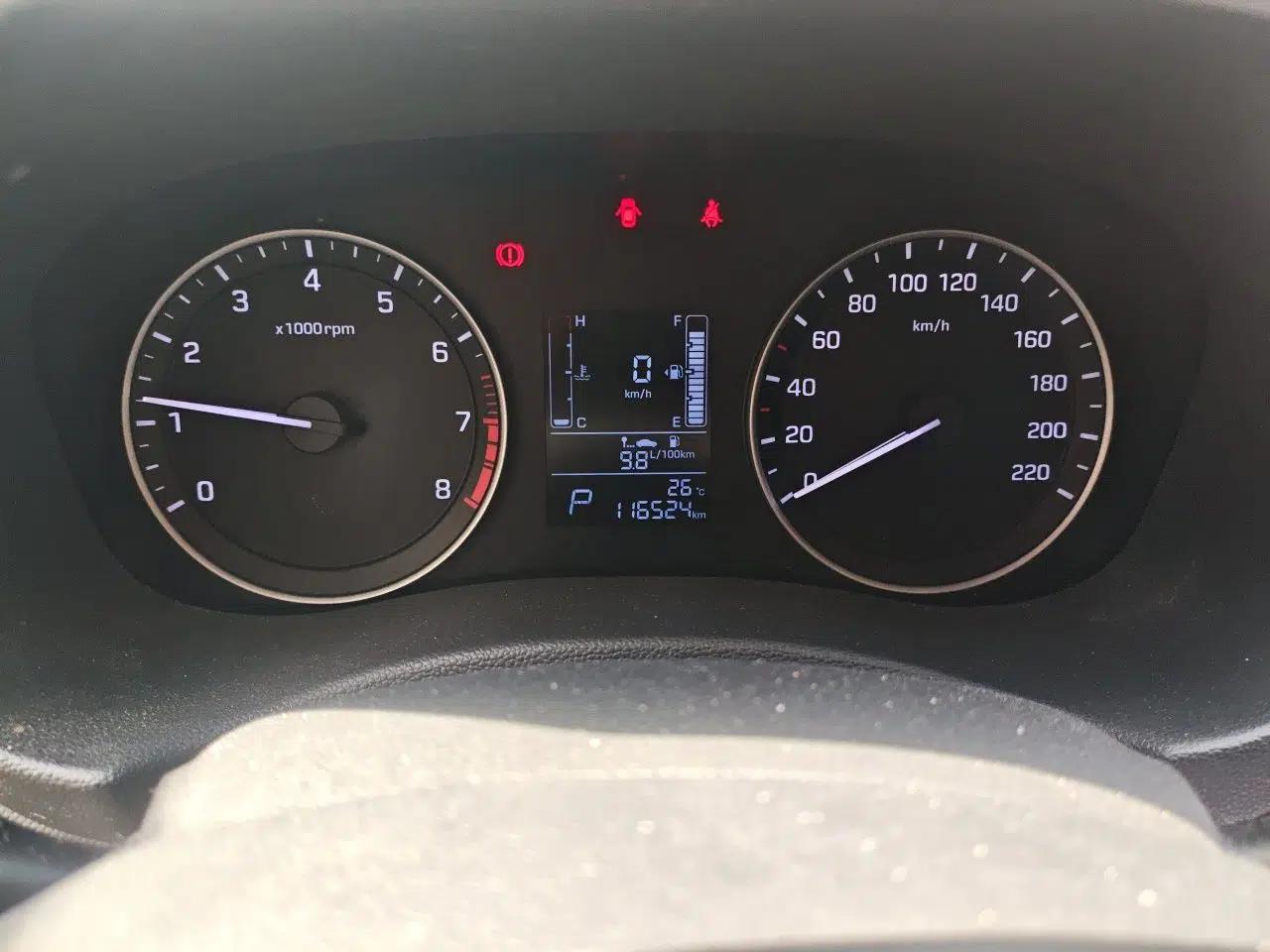 Hyundai ix25 2015 2.0L Automatic Two-Wheel Drive Intelligent GLS — миниатюра 12