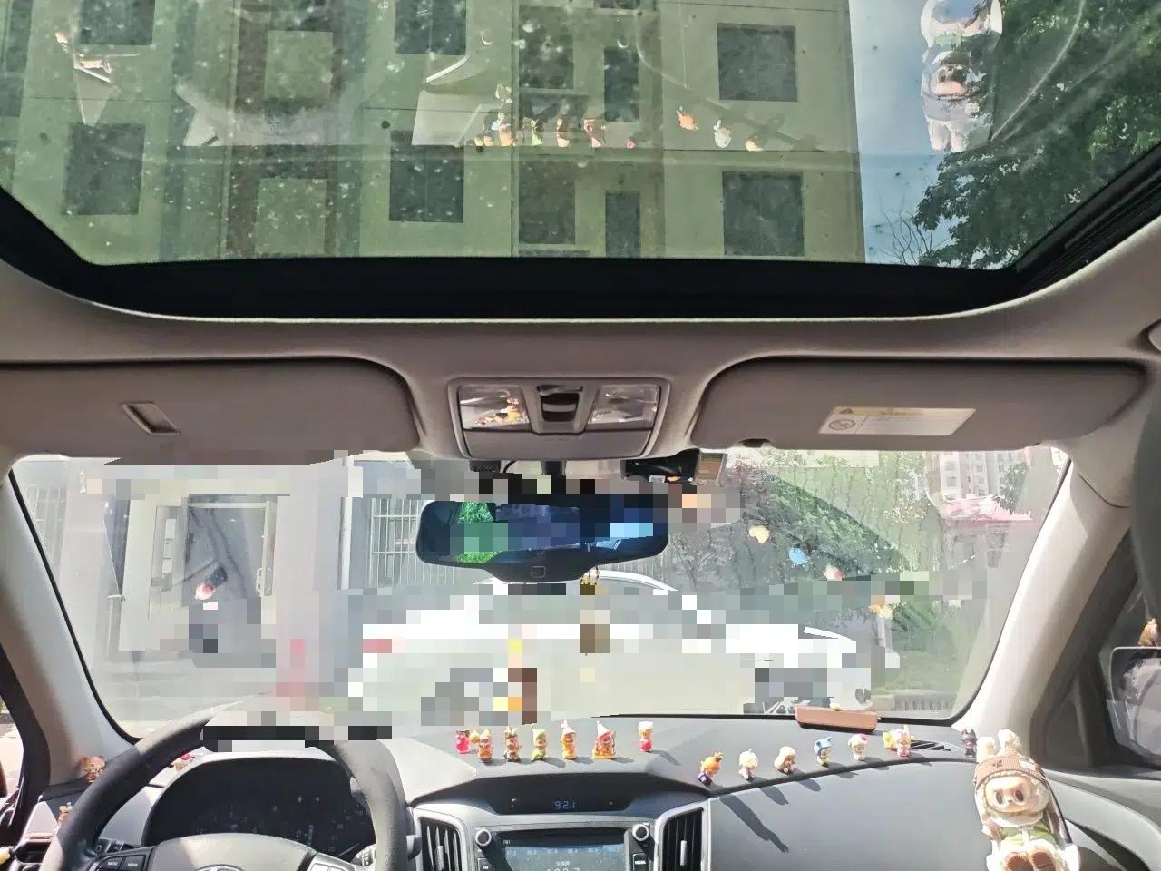 Hyundai ix25 2015 2.0L Automatic Two-Wheel Drive Intelligent GLS — миниатюра 19