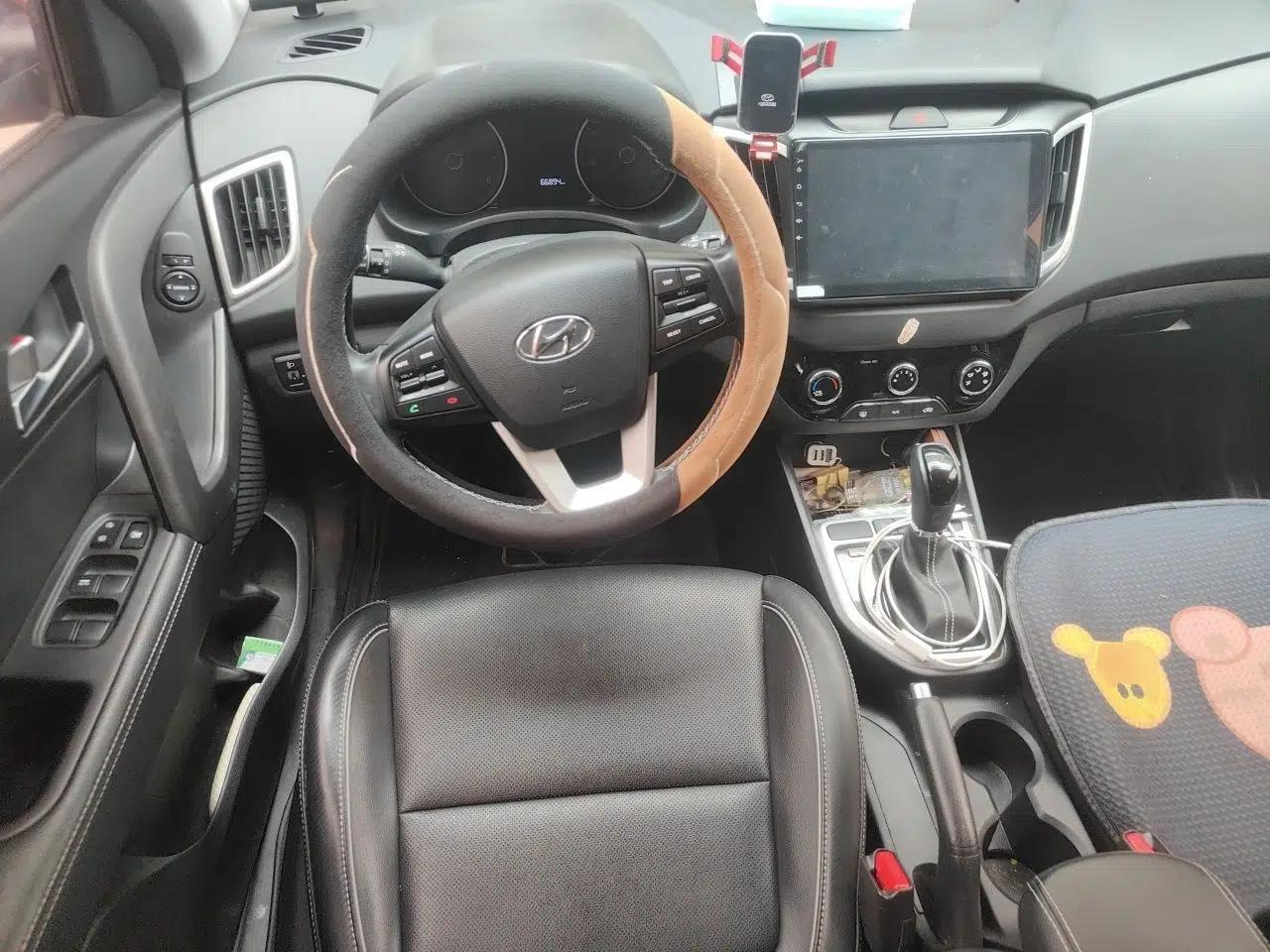 Hyundai ix25 2017 1.6L Automatic Smart Version — миниатюра 11