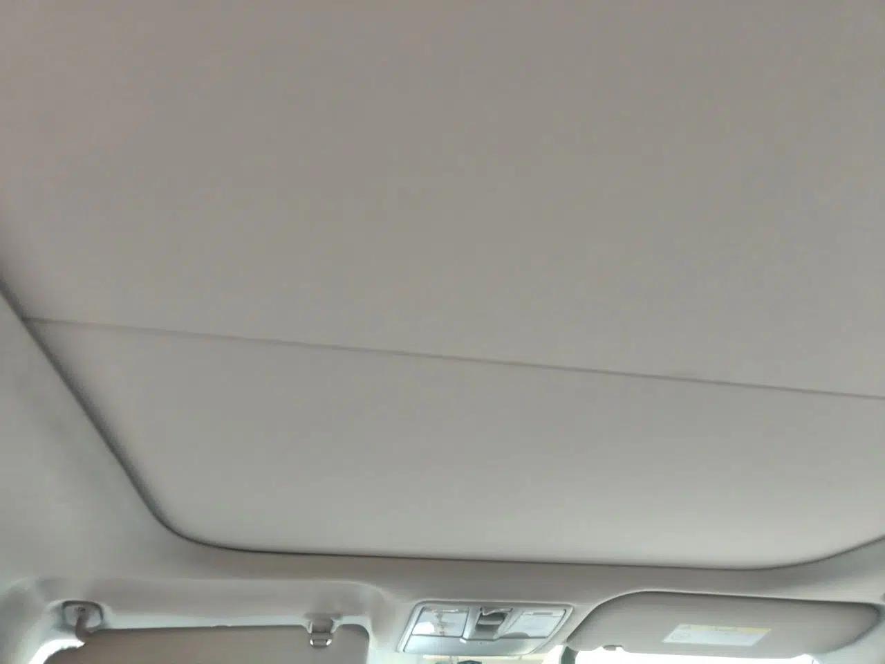 Hyundai ix25 2017 1.6L Automatic Smart Version — миниатюра 19