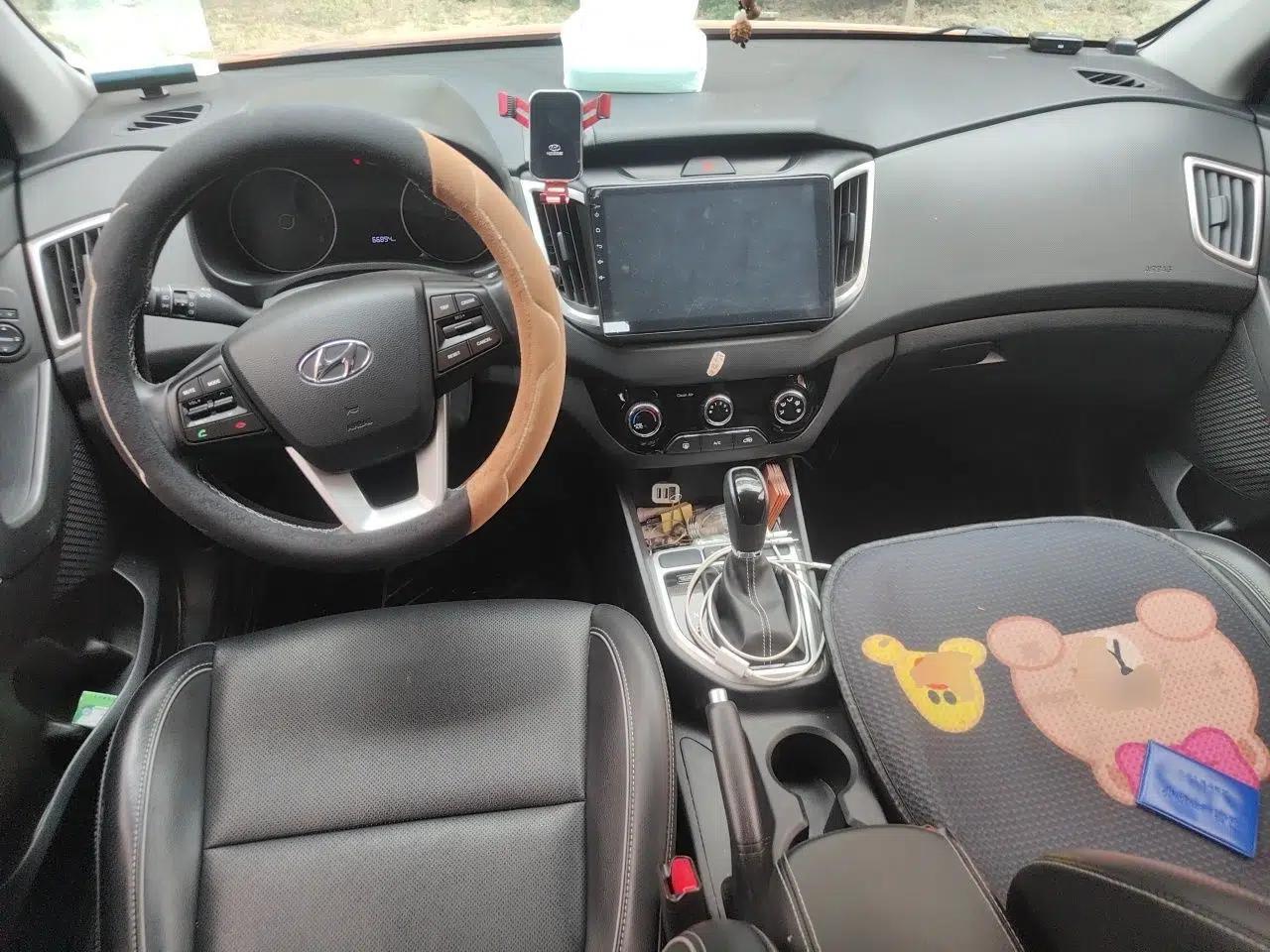 Hyundai ix25 2017 1.6L Automatic Smart Version — миниатюра 10