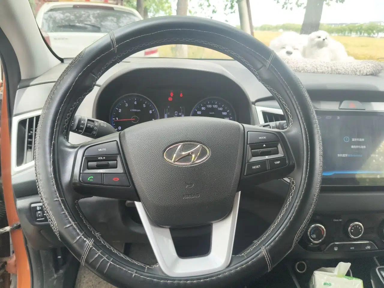 Hyundai ix25 2017 1.6L Automatic Smart Version — миниатюра 11