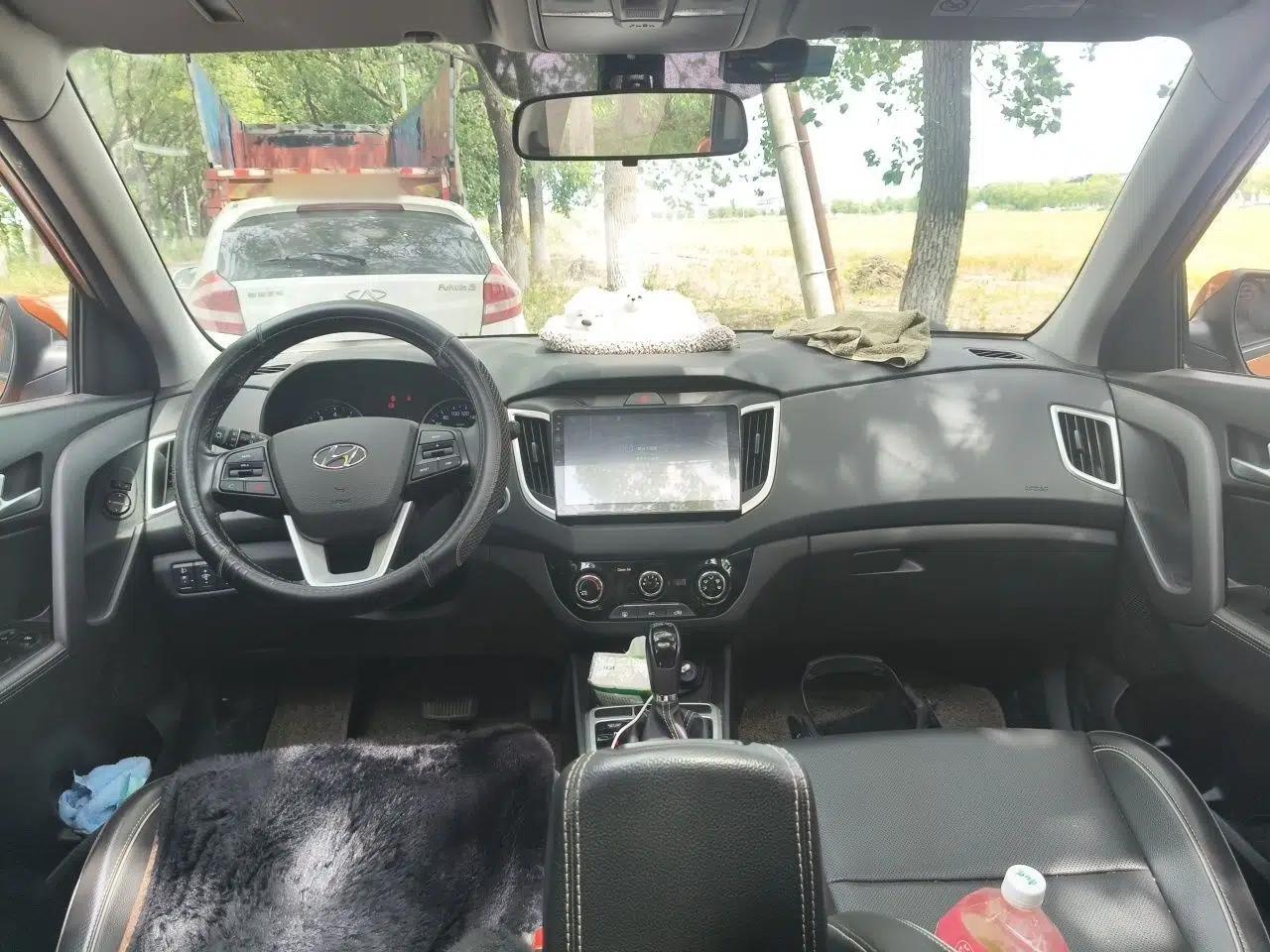 Hyundai ix25 2017 1.6L Automatic Smart Version — миниатюра 10