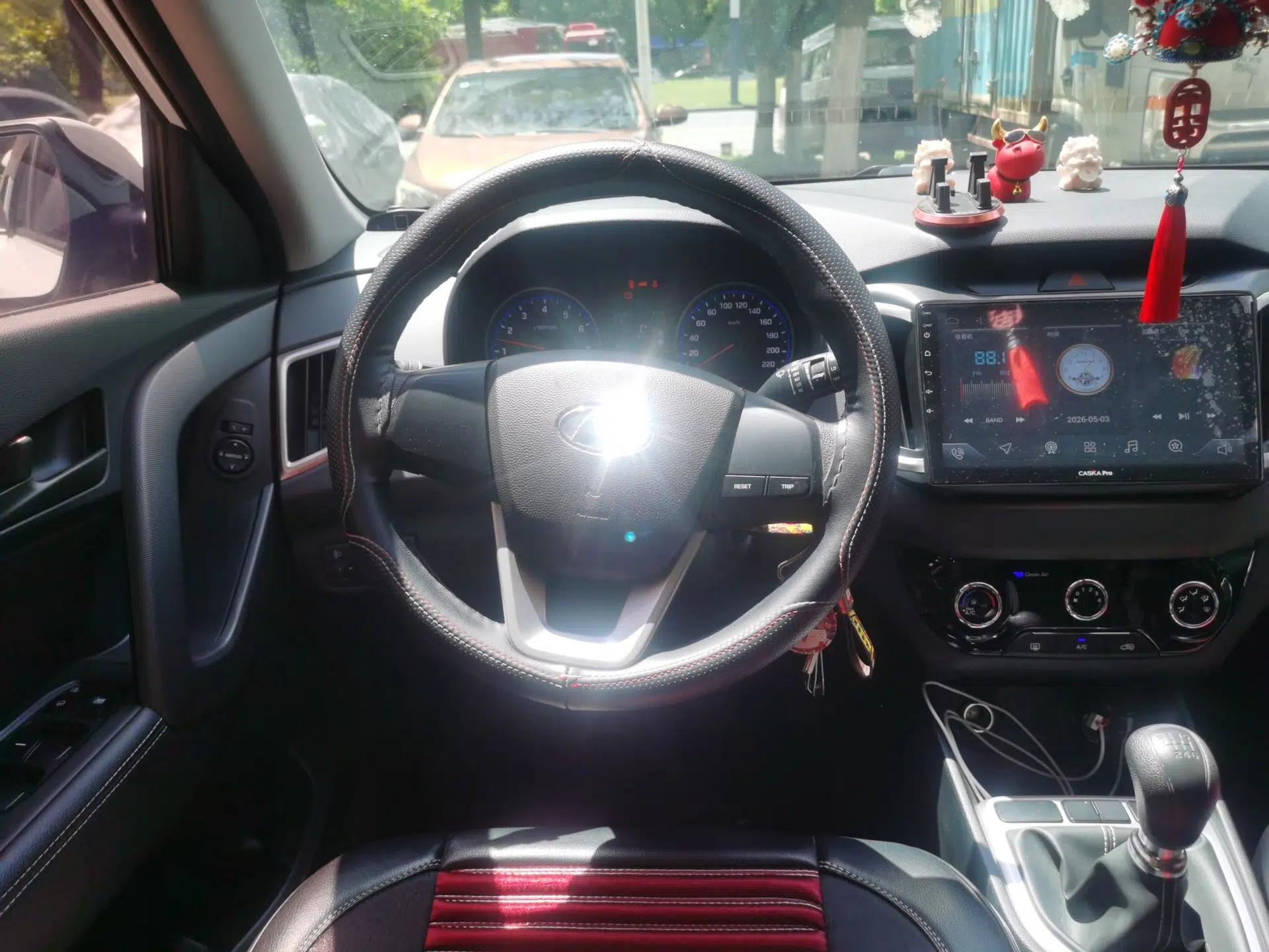 Hyundai ix25 2017 1.6L Manual Fashion Model — миниатюра 11