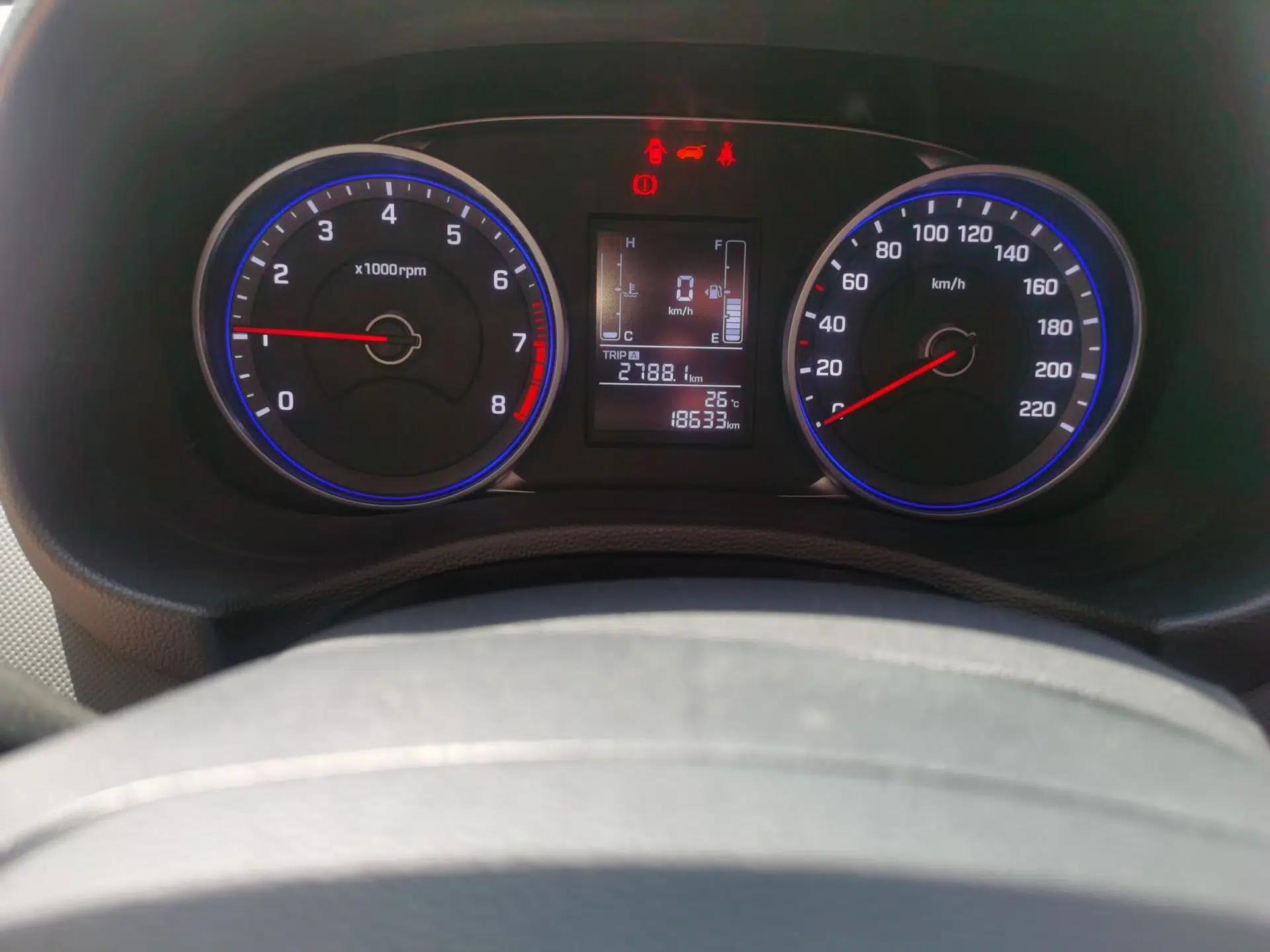 Hyundai ix25 2017 1.6L Manual Fashion Model — миниатюра 13