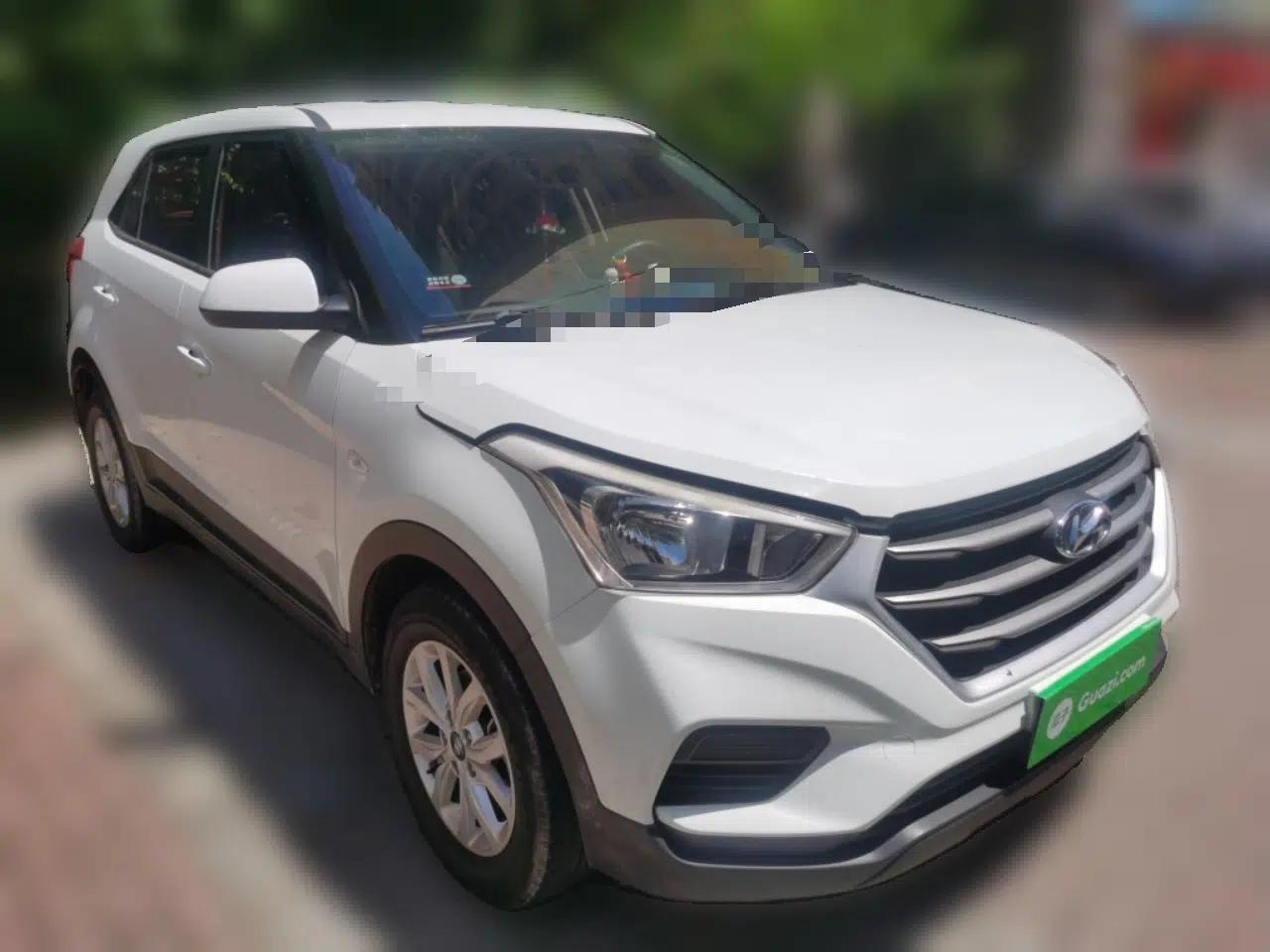 Hyundai ix25 2017 1.6L Manual Fashion Model — миниатюра 3