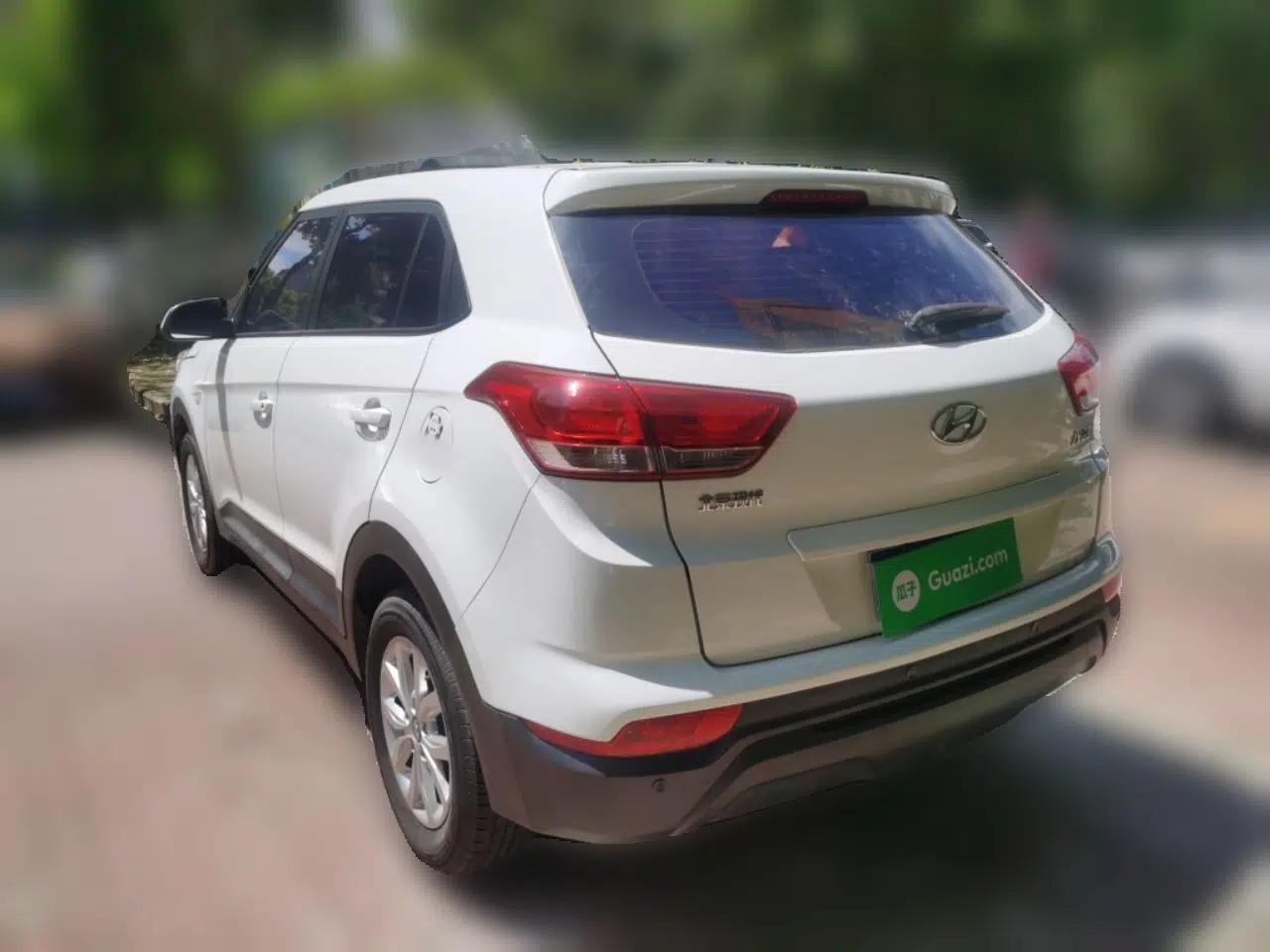 Hyundai ix25 2017 1.6L Manual Fashion Model — миниатюра 4