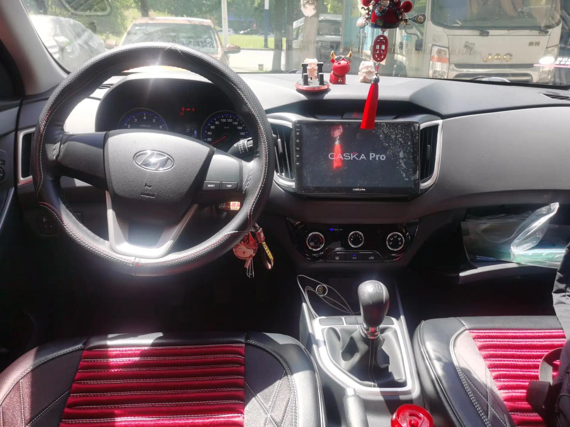 Hyundai ix25 2017 1.6L Manual Fashion Model — миниатюра 10