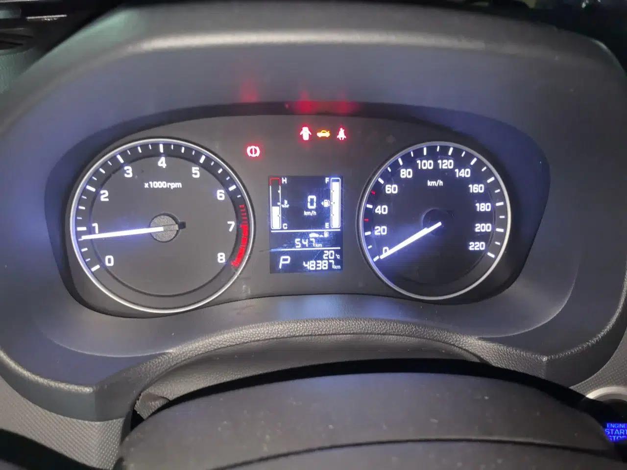Hyundai ix25 2017 1.6L Automatic Smart Version — миниатюра 12