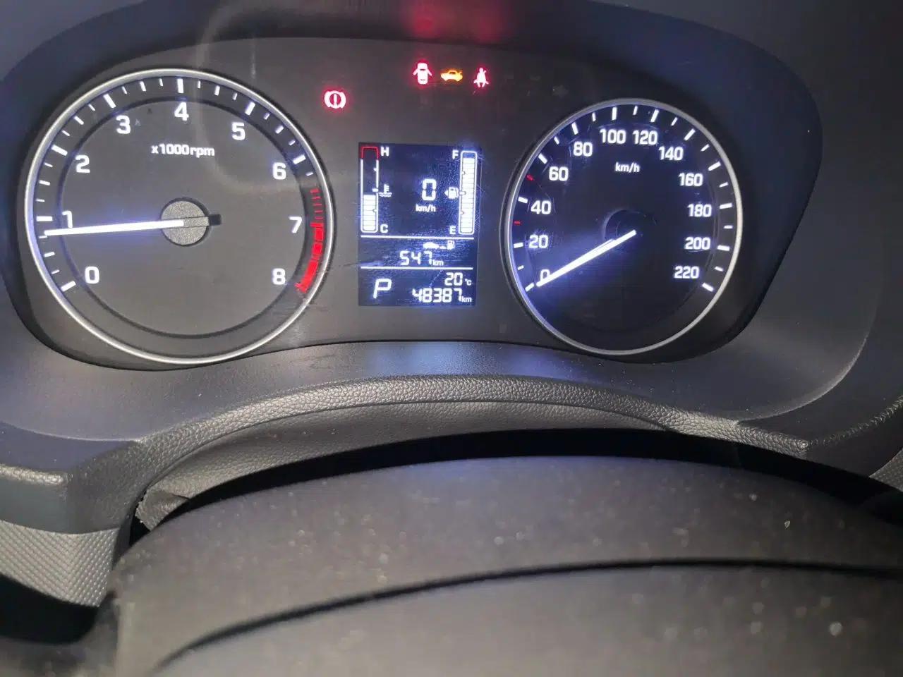Hyundai ix25 2017 1.6L Automatic Smart Version — миниатюра 13