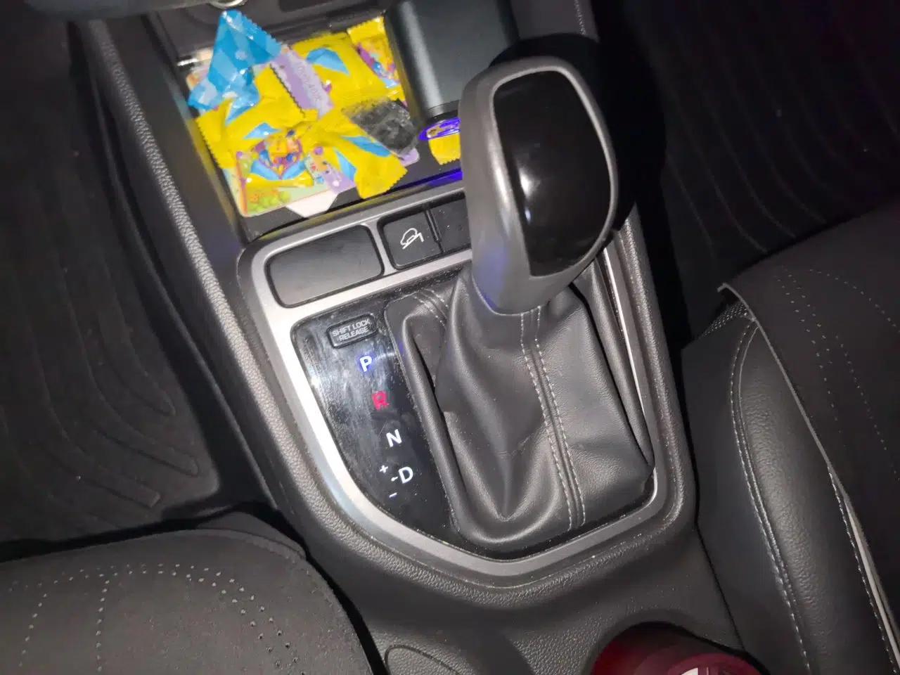 Hyundai ix25 2017 1.6L Automatic Smart Version — миниатюра 15