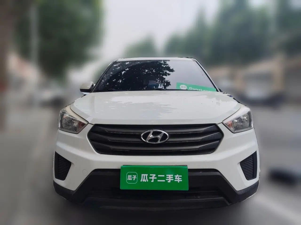 Hyundai ix25 2015 1.6L Manual Two-Wheel Drive Fashionable GS Model — миниатюра 2