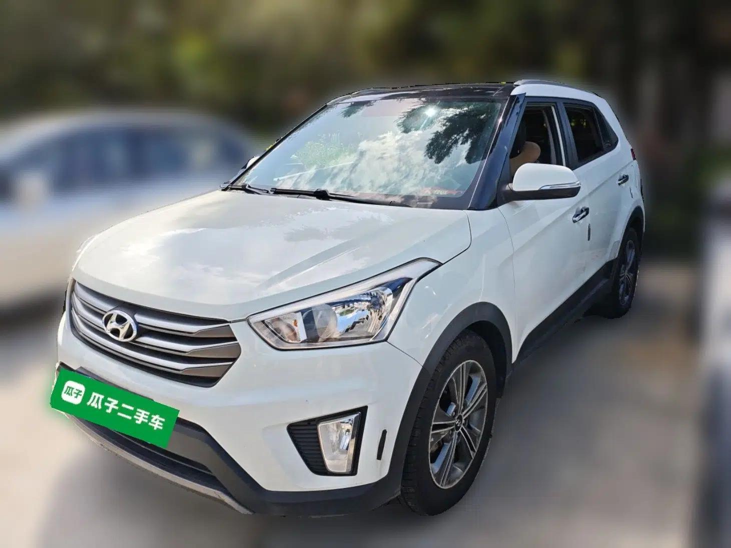 Hyundai ix25 2015 1.6L Automatic Two-Wheel Drive Smart GLS Trim — миниатюра 1