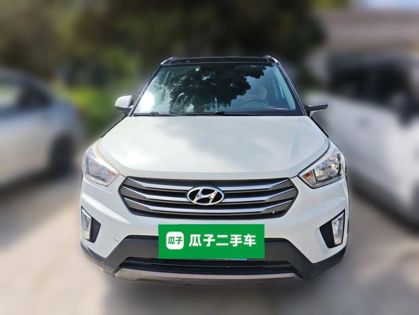 Hyundai ix25 2015 1.6L Automatic Two-Wheel Drive Smart GLS Trim — миниатюра 2