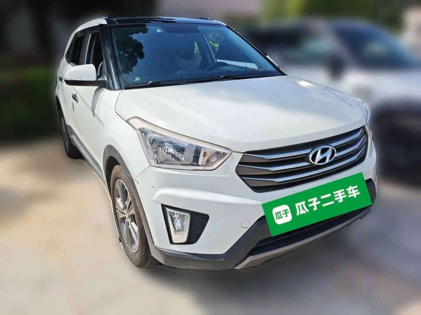 Hyundai ix25 2015 1.6L Automatic Two-Wheel Drive Smart GLS Trim — миниатюра 3