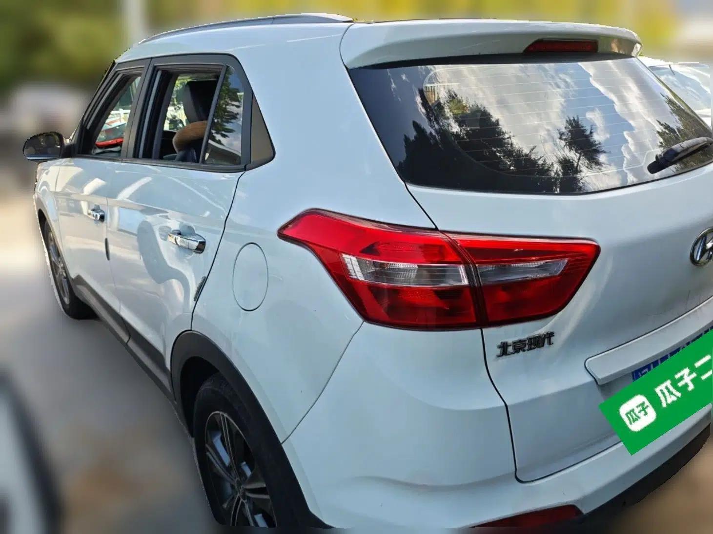 Hyundai ix25 2015 1.6L Automatic Two-Wheel Drive Smart GLS Trim — миниатюра 4