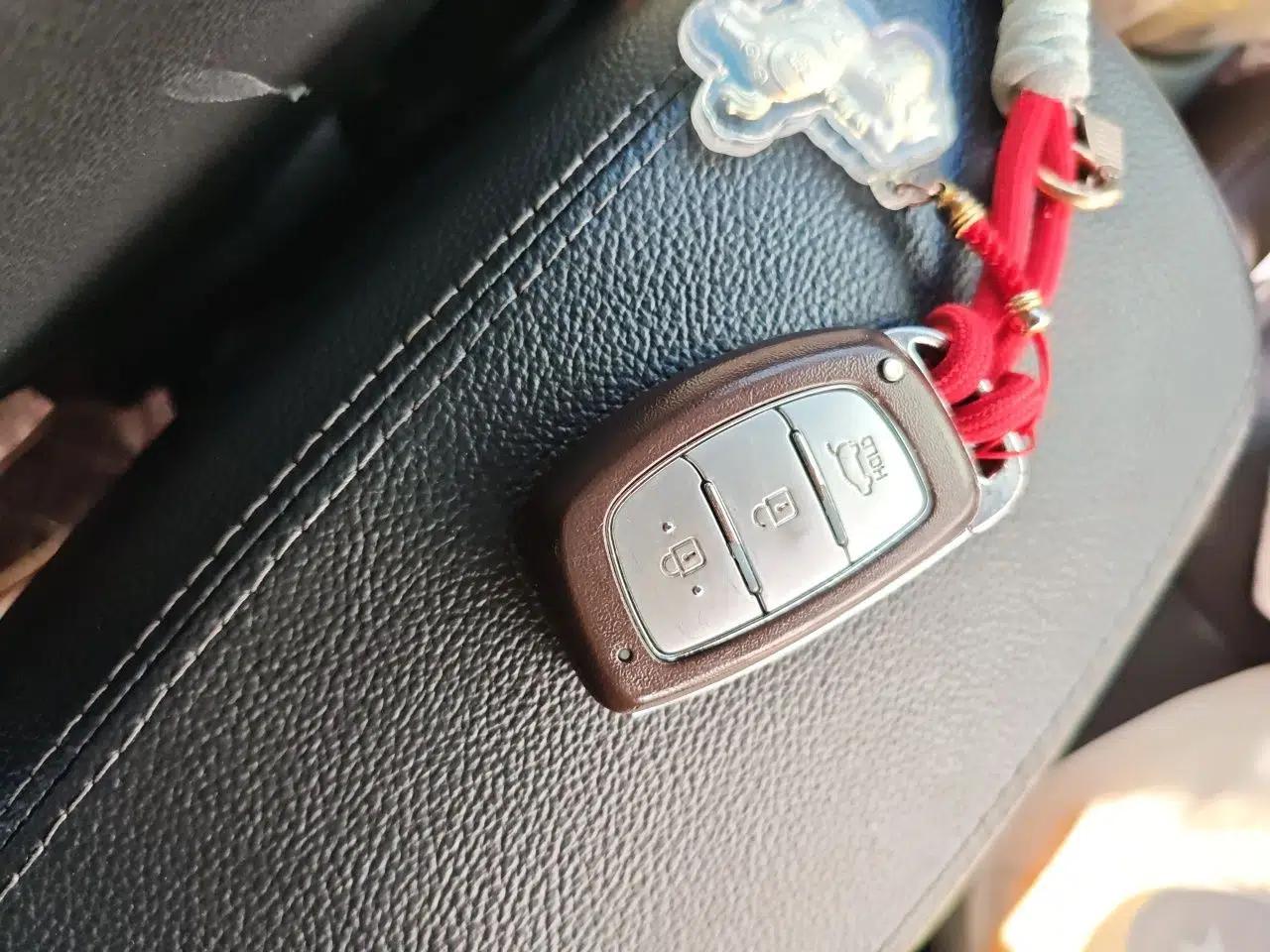 Hyundai ix25 2015 1.6L Automatic Two-Wheel Drive Smart GLS Trim — миниатюра 9