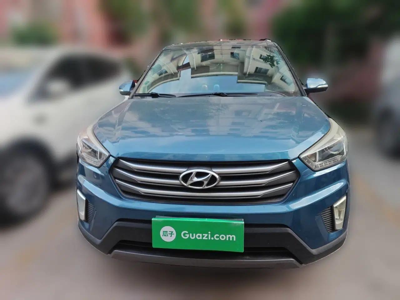 Hyundai ix25 2015 1.6L Automatic Two-Wheel-Drive Deluxe DLX Model — миниатюра 2