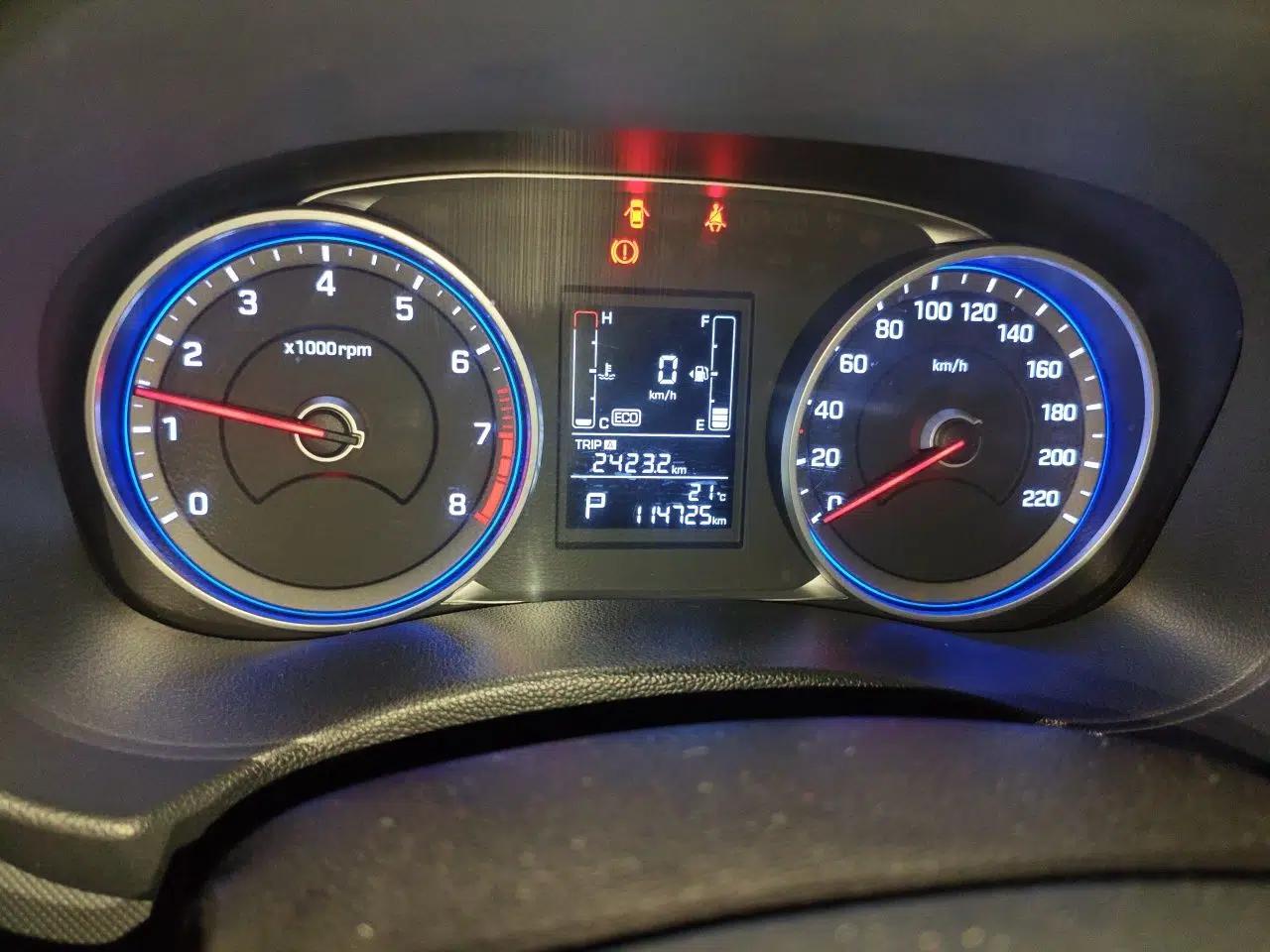 Hyundai ix25 2017 1.6L Automatic Smart Version — миниатюра 13