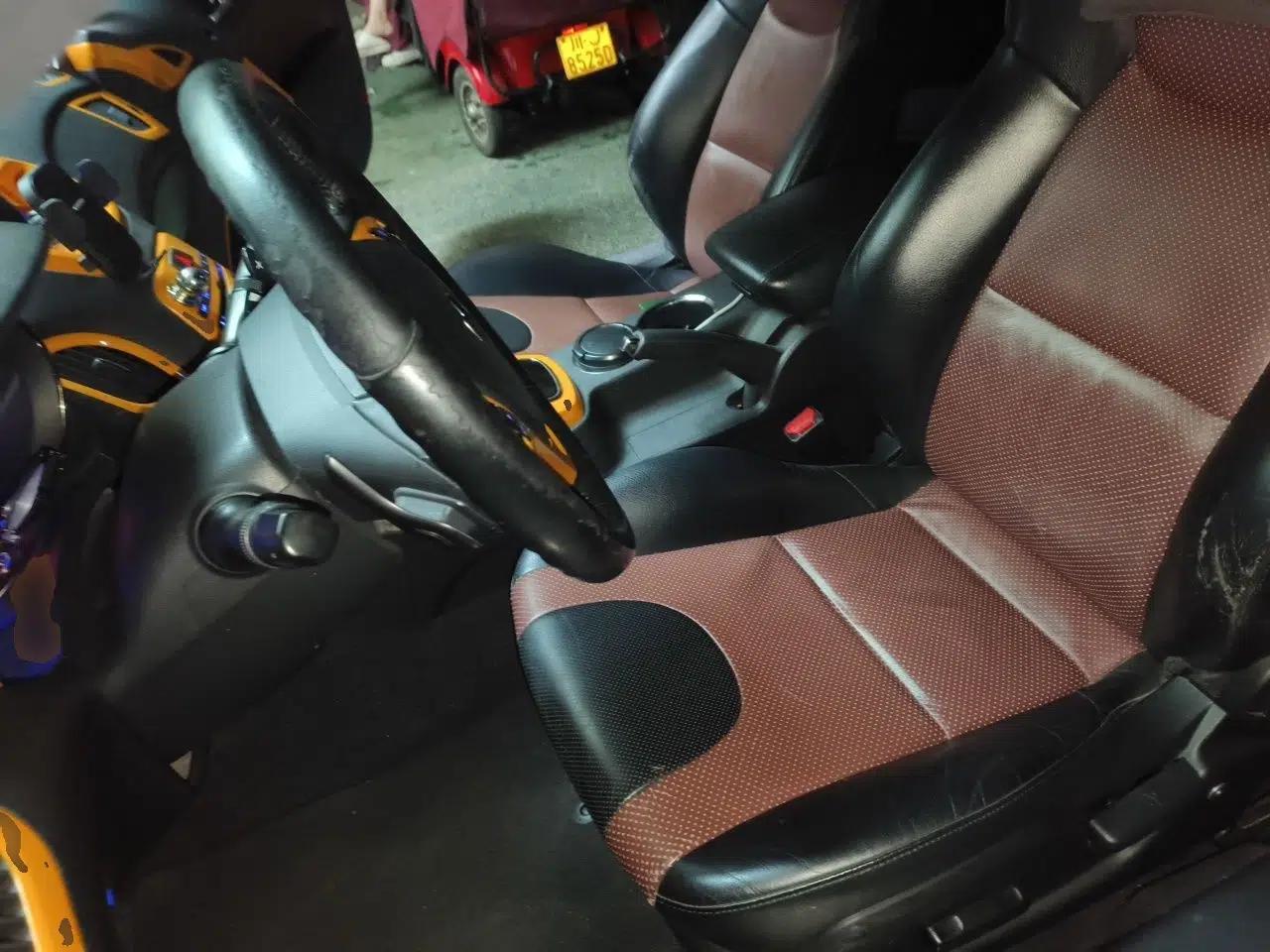 Hyundai Genesis Coupe 2009 2.0T Automatic Deluxe Edition — миниатюра 16