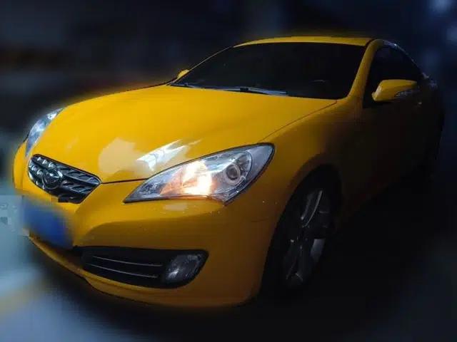 Hyundai Genesis Coupe 2009 2.0T Automatic Deluxe Edition