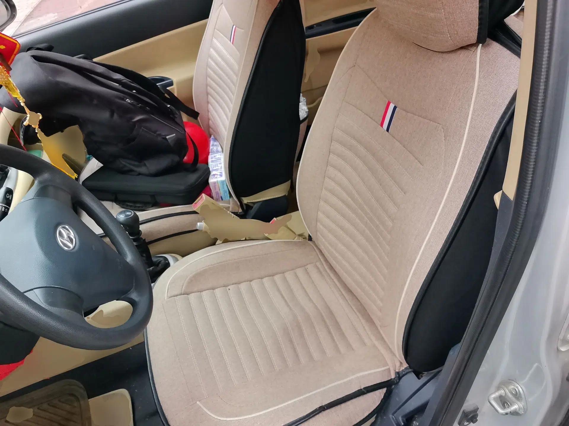 Hyundai Accent 2011 1.4 Manual Comfort Version — миниатюра 17