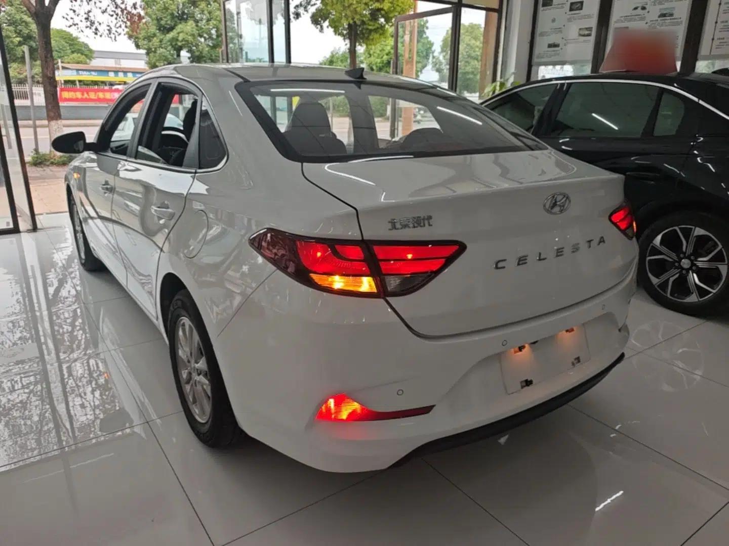 Hyundai Celesta 2020 1.6L Automatic GL Enjoyable Edition — миниатюра 4