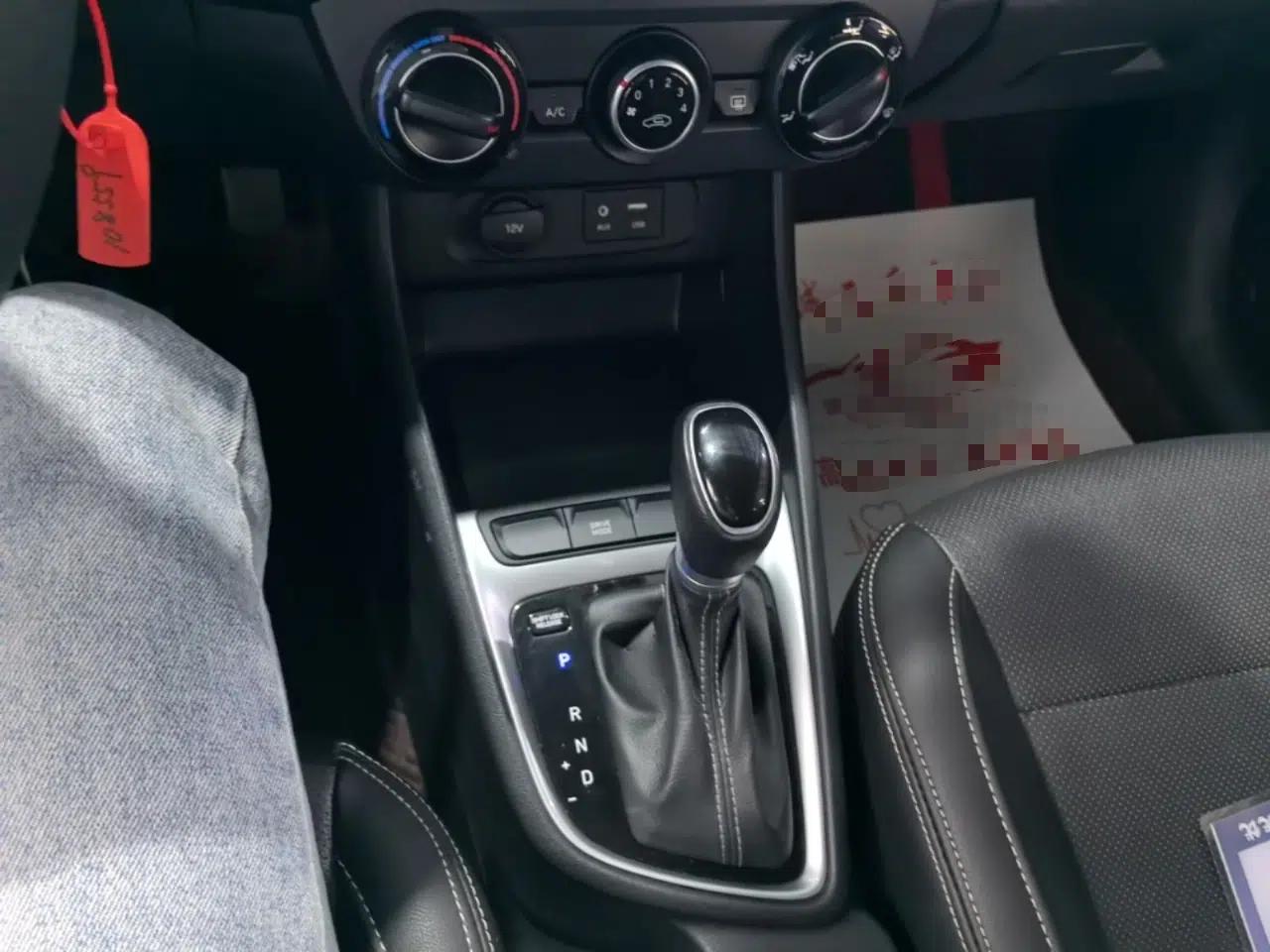 Hyundai Celesta 2018 1.6L Automatic GL Enjoyment Edition China VI compliant — миниатюра 17