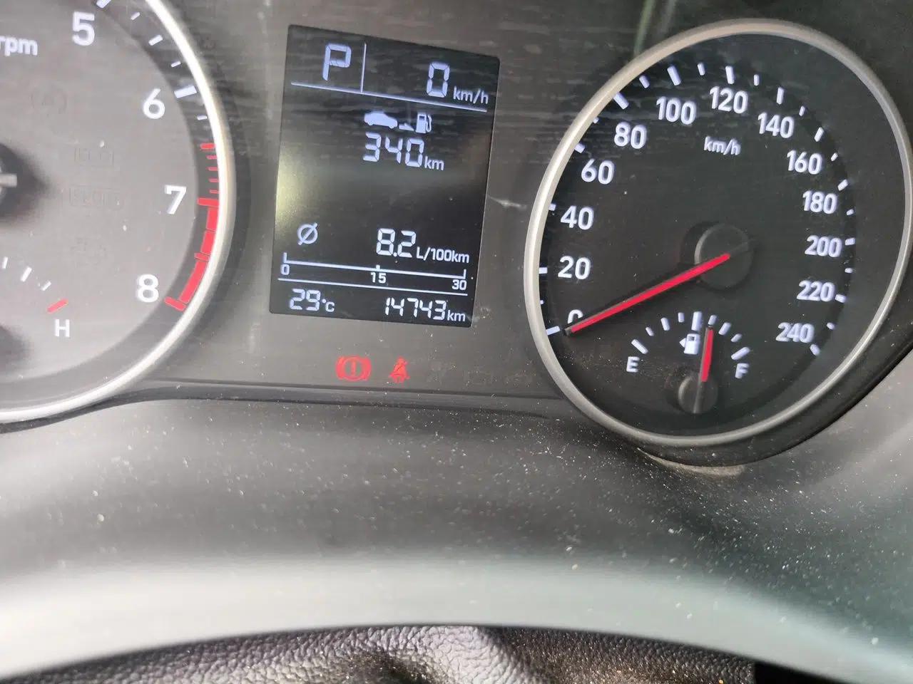 Hyundai Celesta 2018 1.6L Automatic GL Enjoyment Edition China VI compliant — миниатюра 13