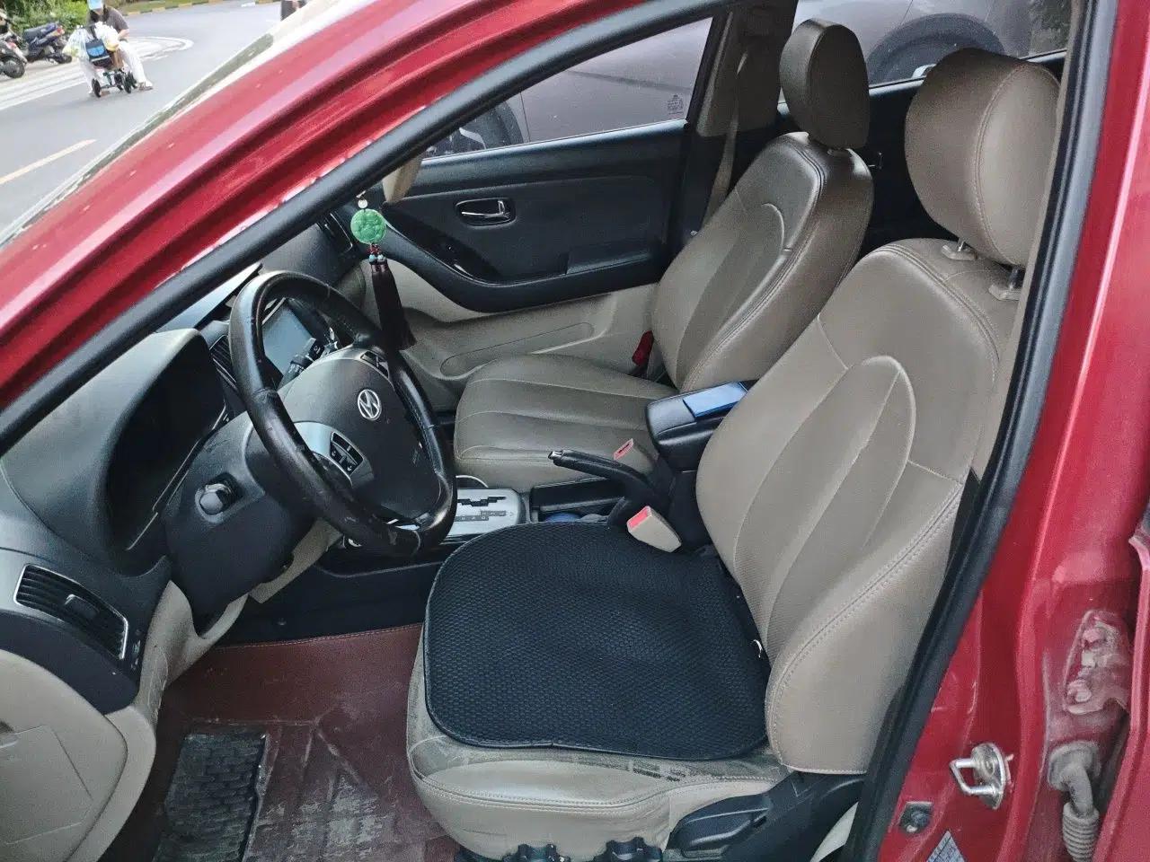 Hyundai Celesta 2011 1.6L Automatic Luxury Version — миниатюра 16