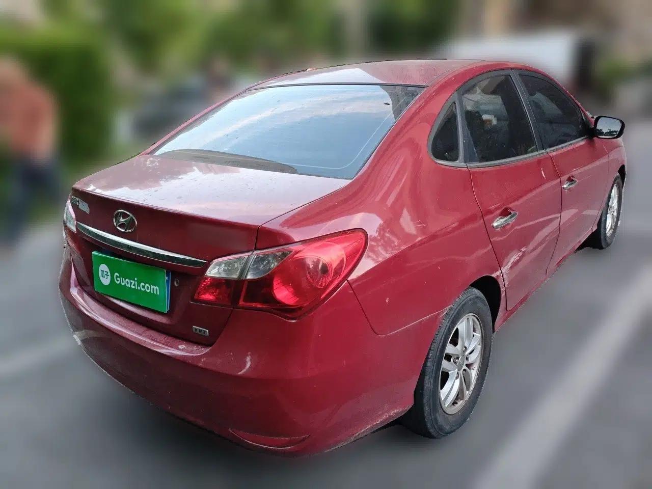 Hyundai Celesta 2011 1.6L Automatic Luxury Version — миниатюра 6