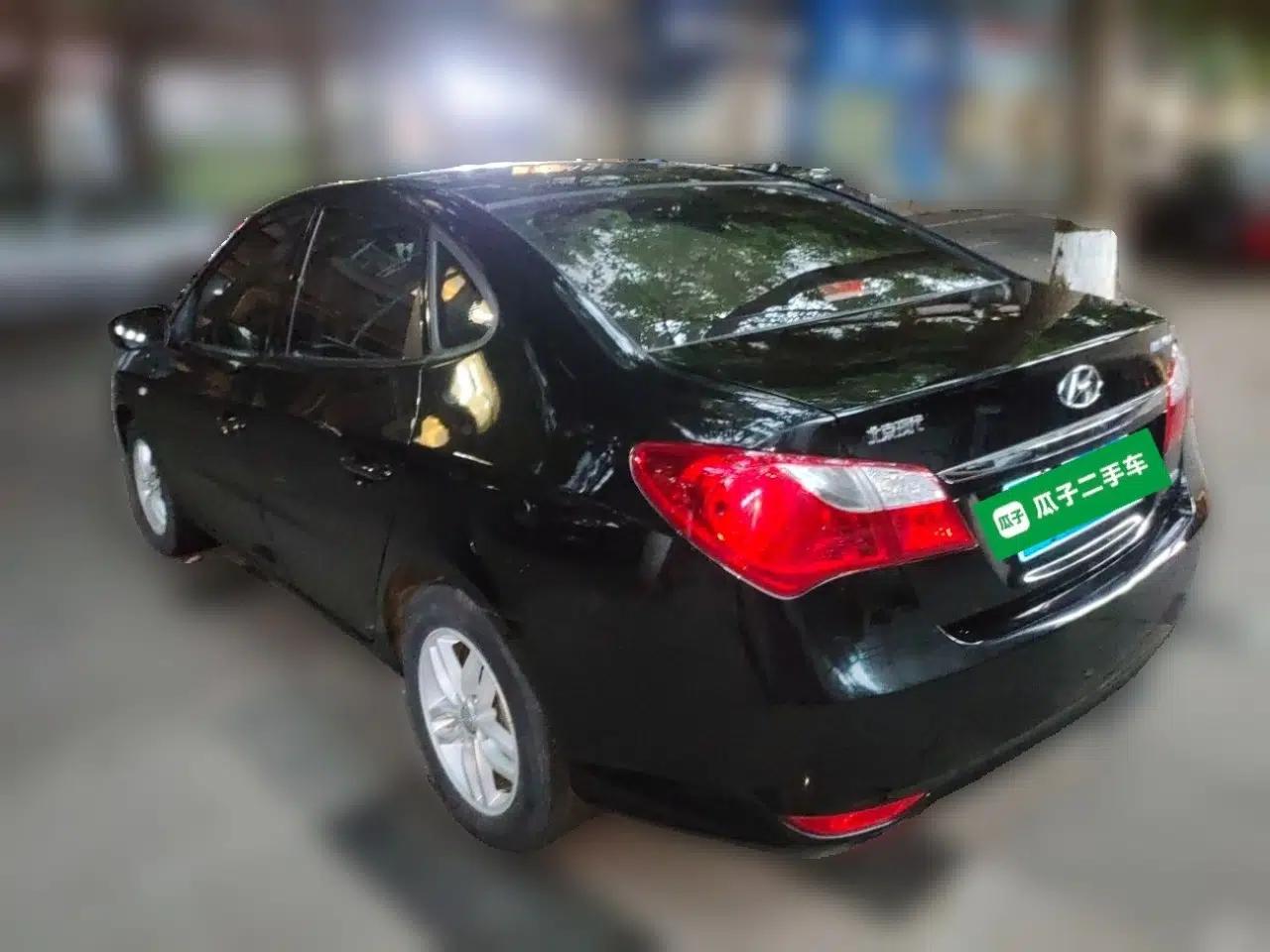 Hyundai Celesta 2011 1.6L Manual Comfort Edition — миниатюра 4