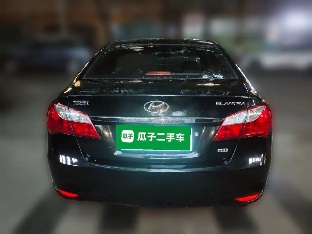 Hyundai Celesta 2011 1.6L Manual Comfort Edition — миниатюра 5