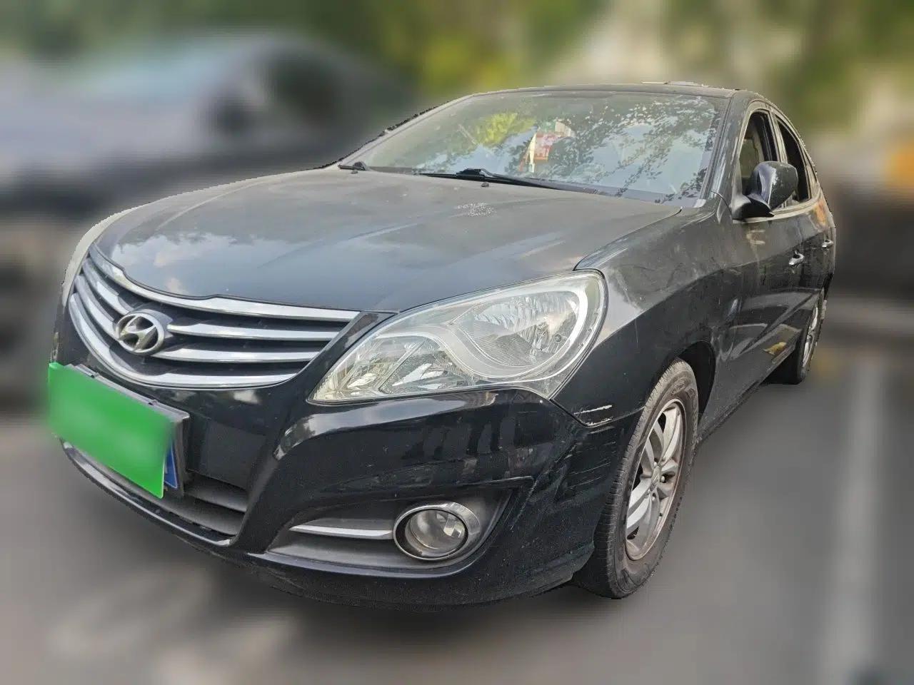 Hyundai Celesta 2011 1.6L Automatic Top-Tier Version — миниатюра 1