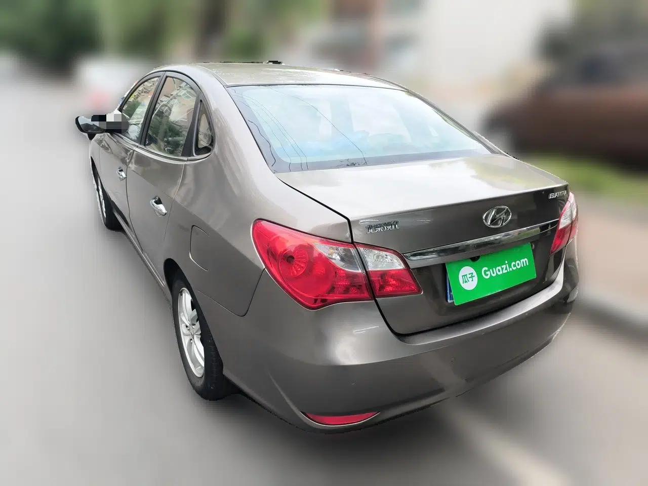 Hyundai Celesta 2011 1.6L Automatic Luxury Version — миниатюра 4